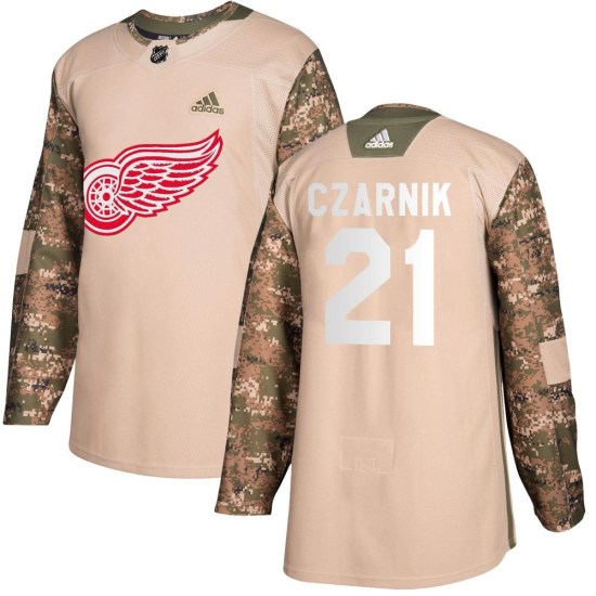 Austin Czarnik Detroit Red Wings Youth Authentic Veterans Day Practice Adidas Jersey - Camo
